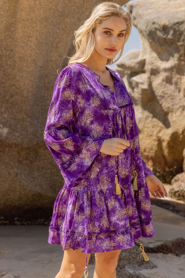 Robe Last Queen – Image 2