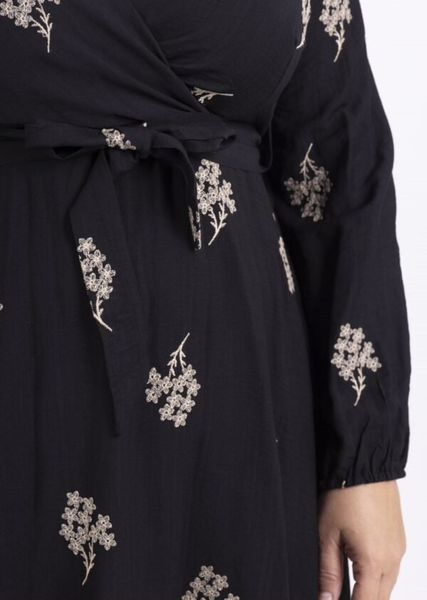 Robe Lilirose, Matériaux de Qualité – Image 2