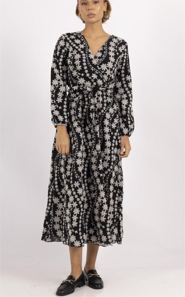 Robe Lilierose, Faites sensation