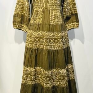 Robe Goa, Un Éclat de Style