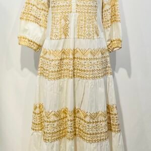 Robe Goa, Un Éclat de Style