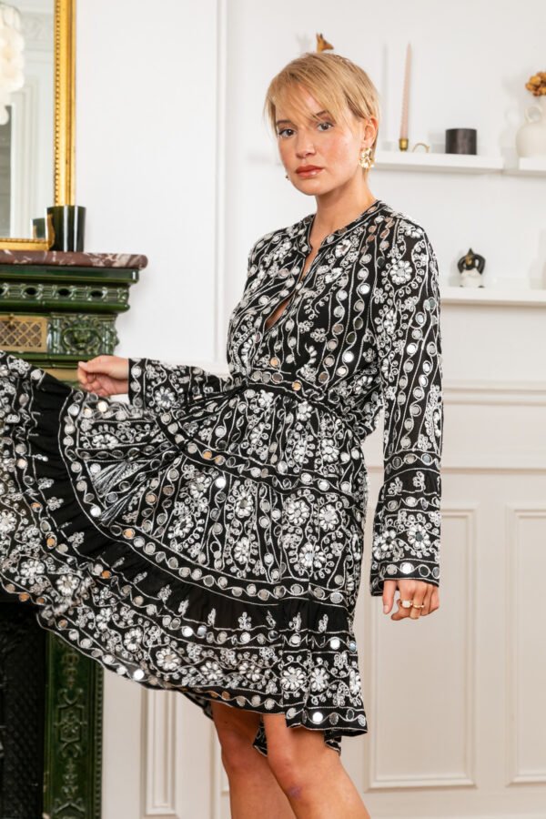 Robe de soirée, Des Matériaux de Qualité – Image 3