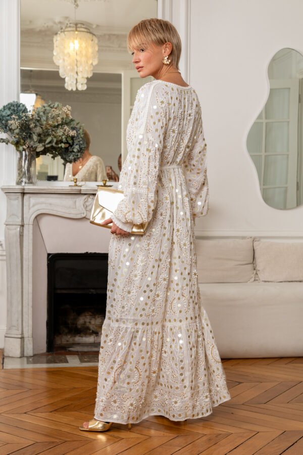 Robe de soirée, Un Design Raffiné – Image 4